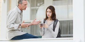 Как убедить родителей важности переезда для обучения